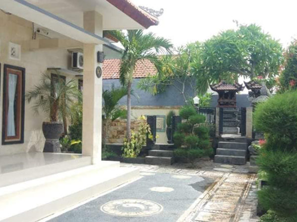 Rumah Semi Villa di Seririt Buleleng, Pemandangan Sawah